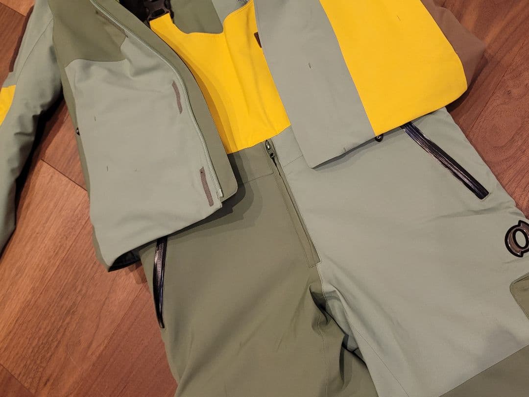 【美品】ONYONE ZONE OUTER Lサイズ 24-25モデル