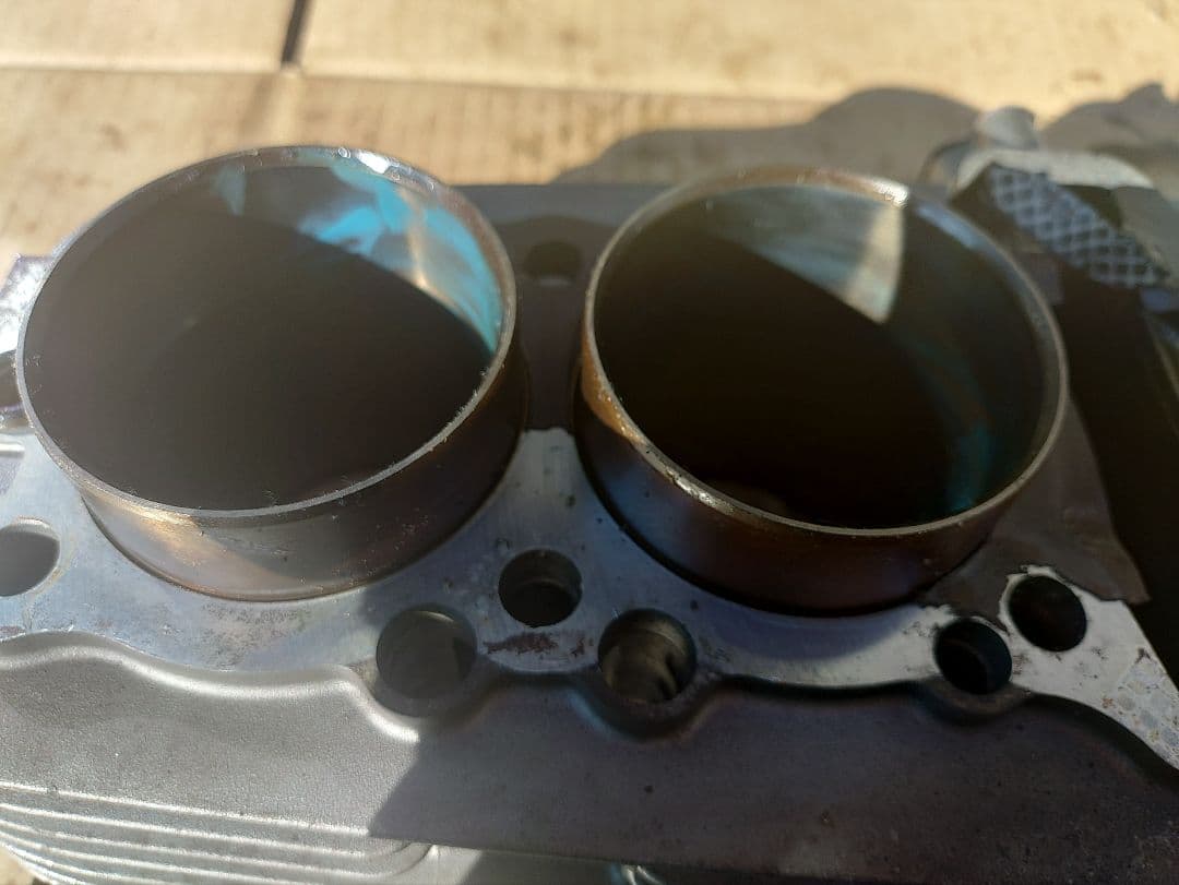 ゼファー750　 シリンダー　 シリンダーブロック　腰上