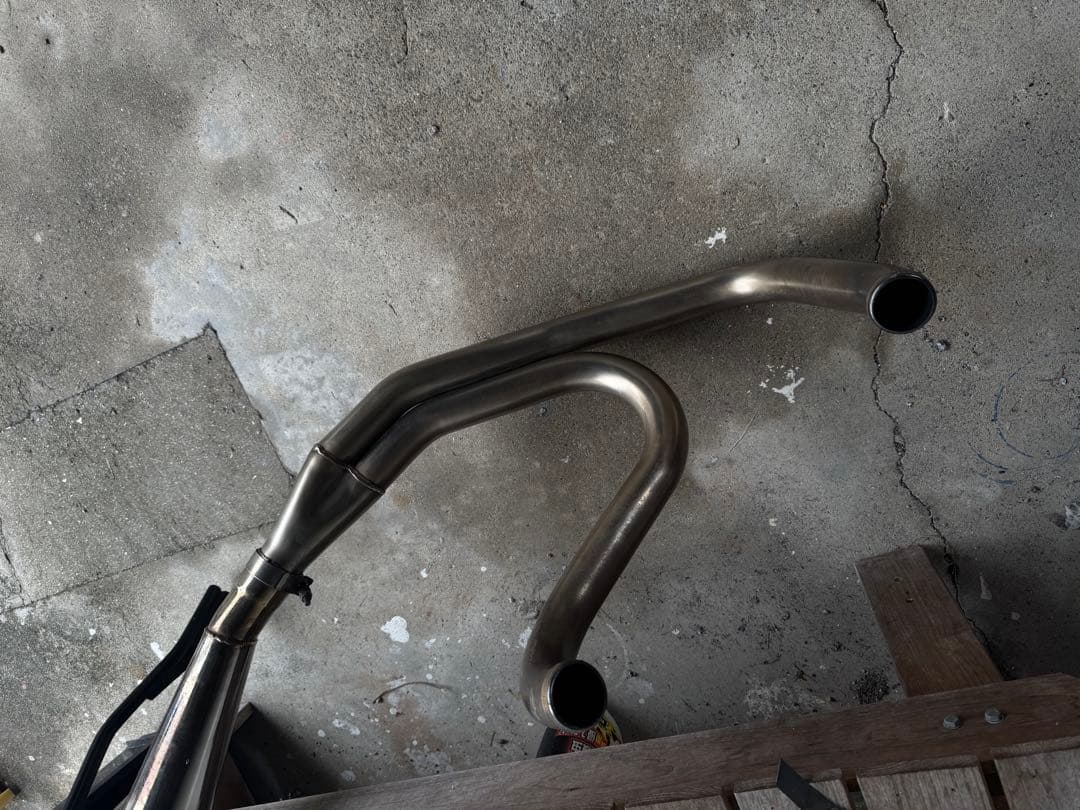 濱*リ様 ハーレーxl1200sエキパイとスーパートラ5インチメガホン　スポーツ