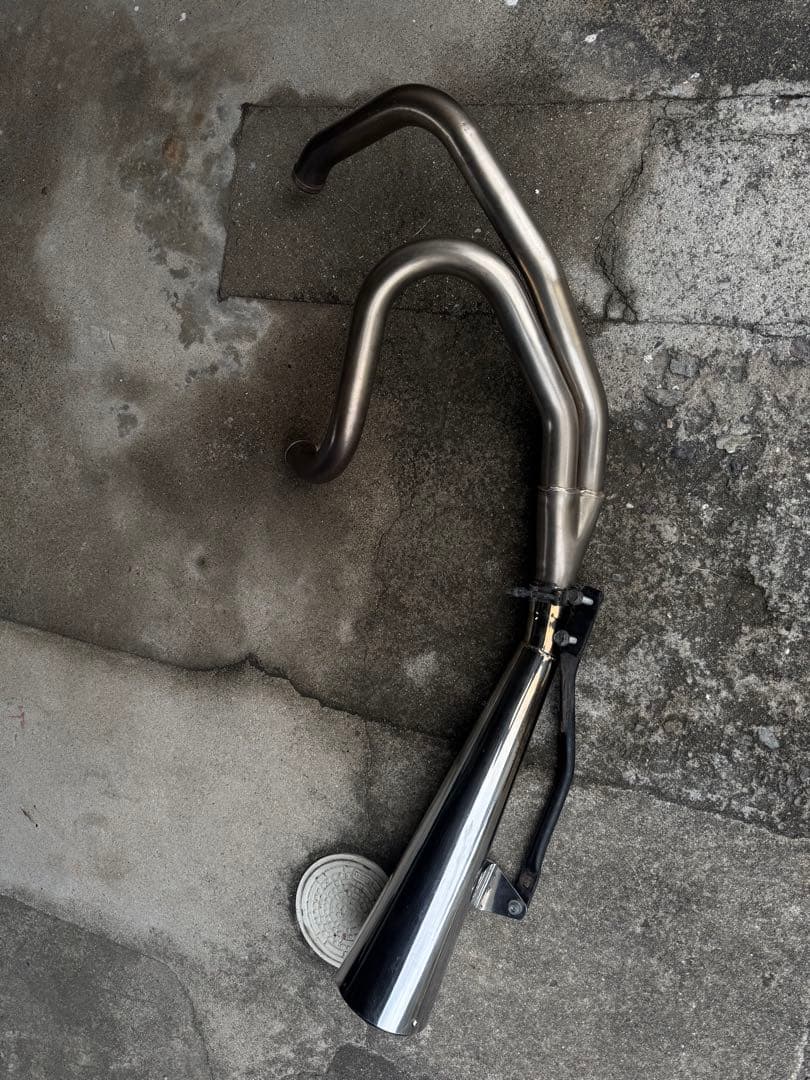 濱*リ様 ハーレーxl1200sエキパイとスーパートラ5インチメガホン　スポーツ