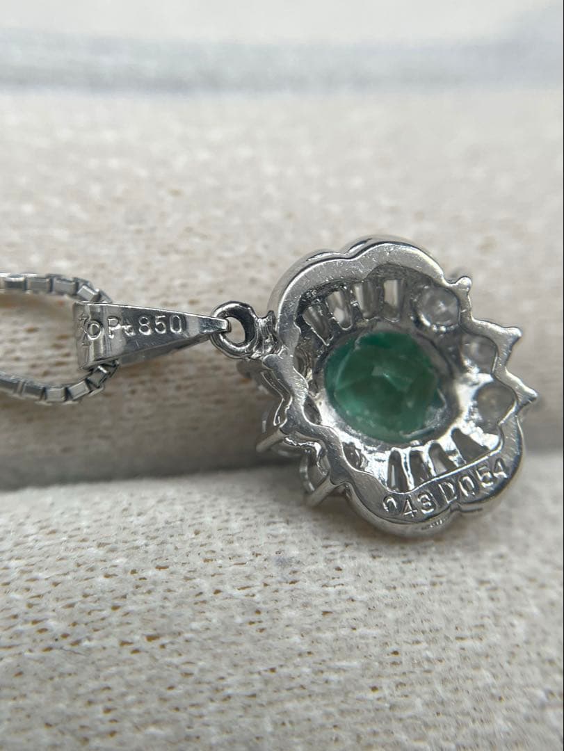 専用JA74★高級 エメラルド0.43ct ダイヤ プラチナ ヘッド 鑑付