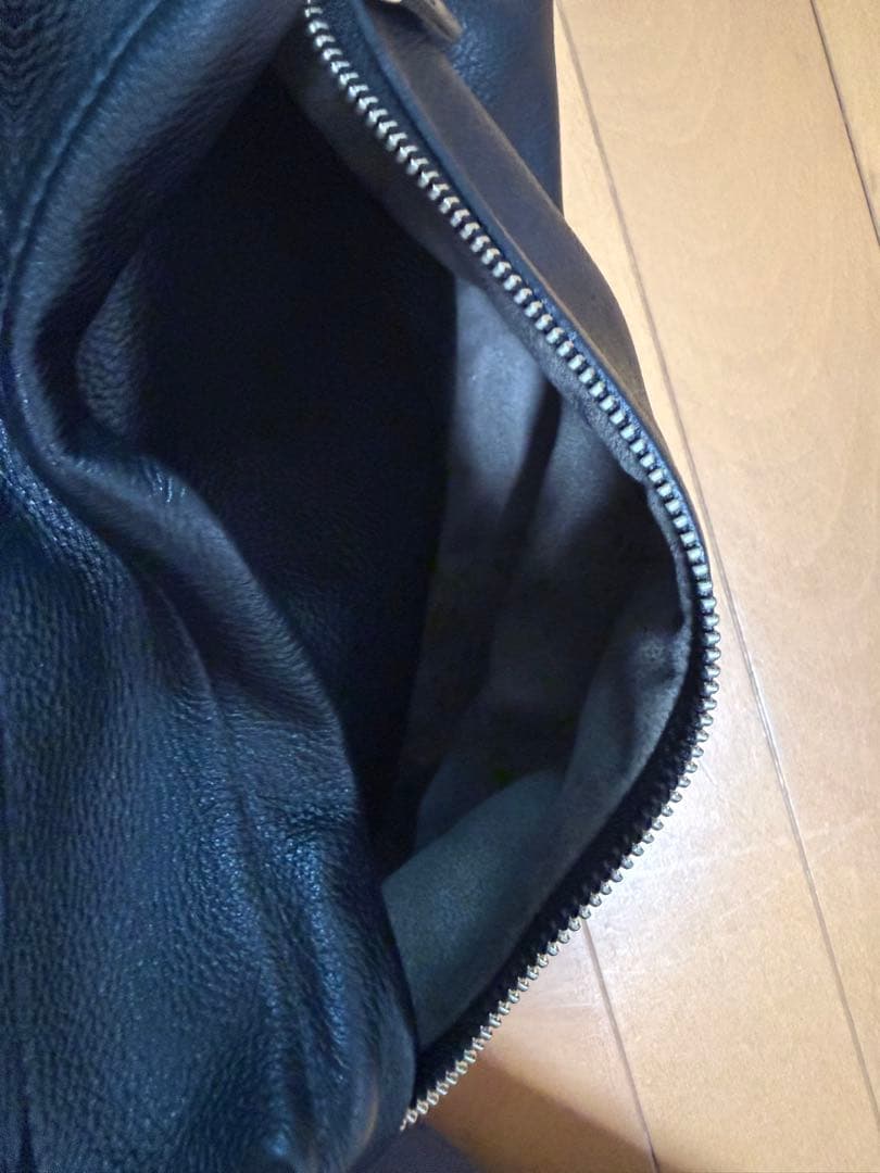 ペッレモルビダ バックパック 黒 レザーリュック