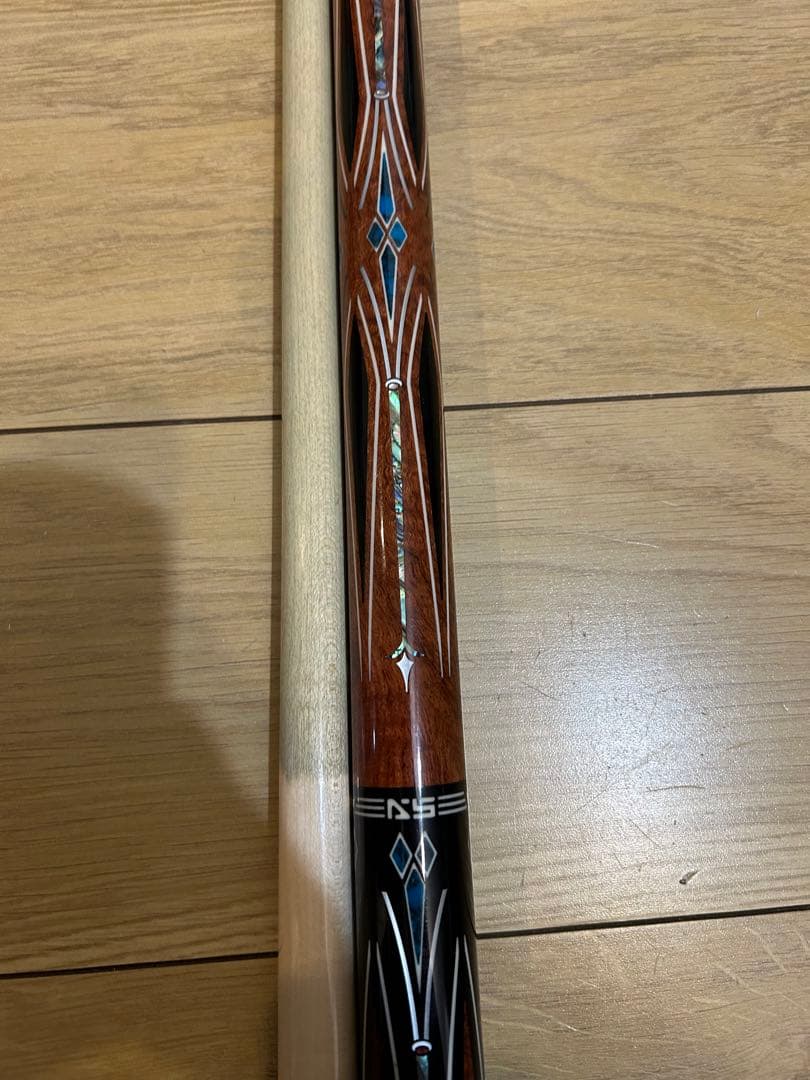 ビリヤード　アーチベンツキュー