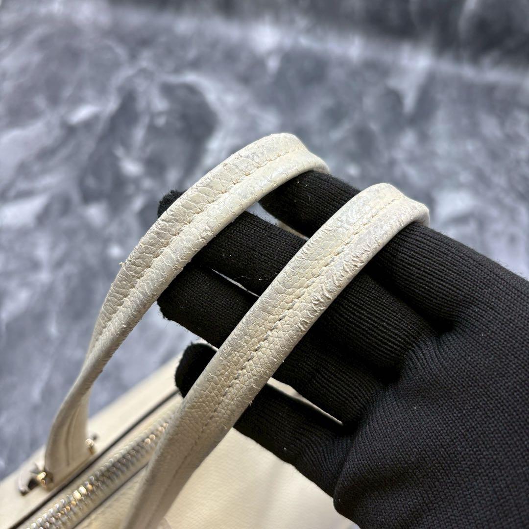 希少✨ヴァレクストラ バビラ 2way ショルダーバッグ レザー クリーム色