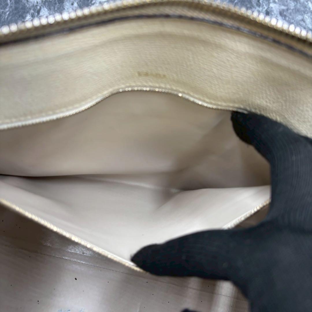 希少✨ヴァレクストラ バビラ 2way ショルダーバッグ レザー クリーム色