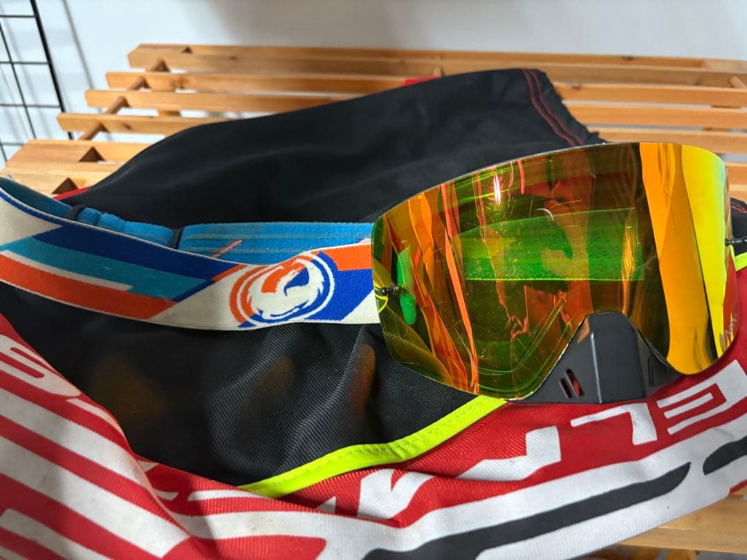 LS2 SUBVERTER オフロードヘルメット Lサイズ　(ゴーグル付き)