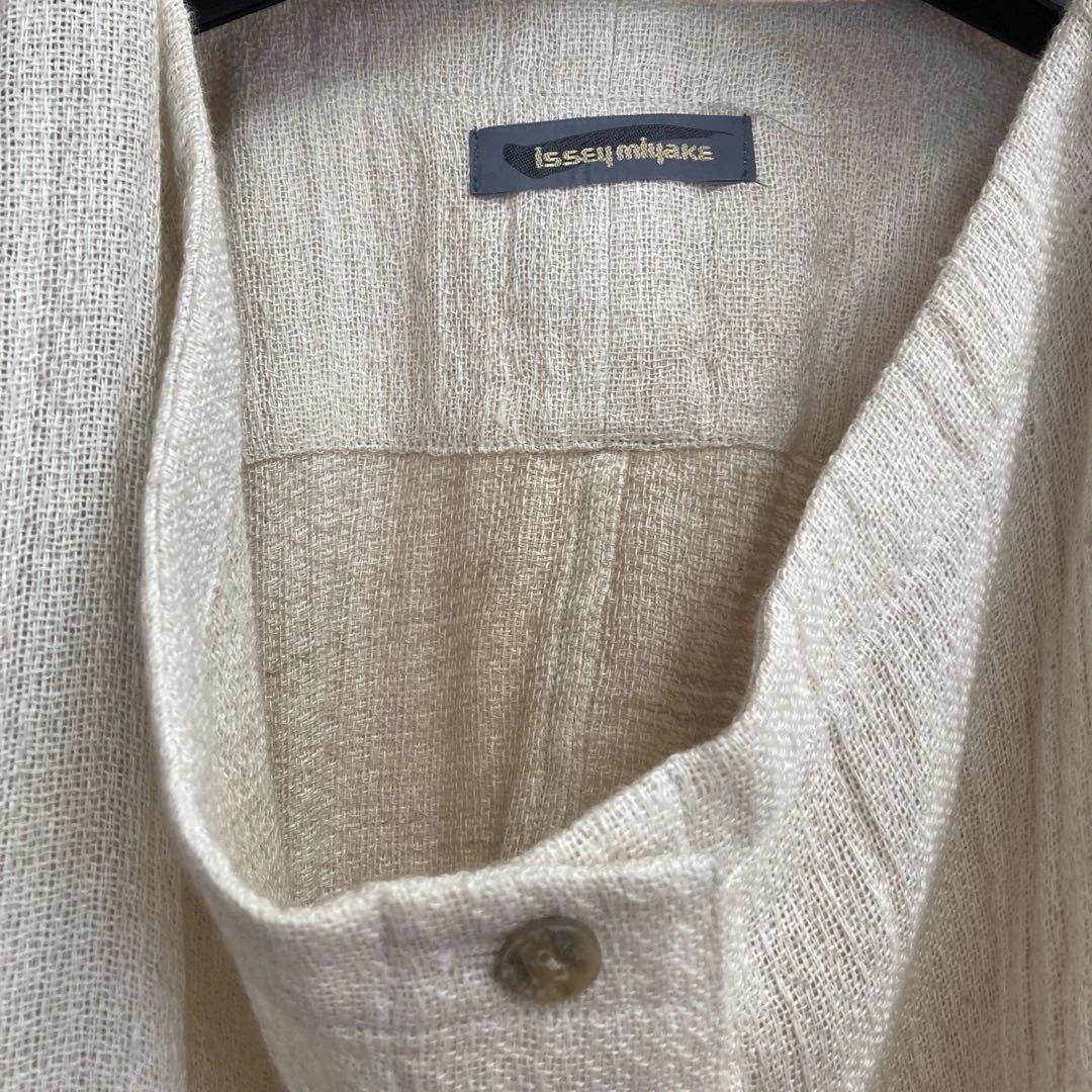 イッセイミヤケ　アイボリー リネンポンチョ
