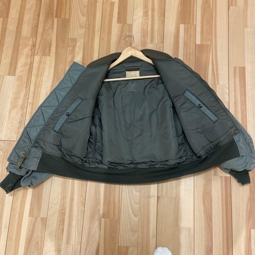 ア*ン様 バズリクソンズ　B-15D フライトジャケット サイズ38 グレー