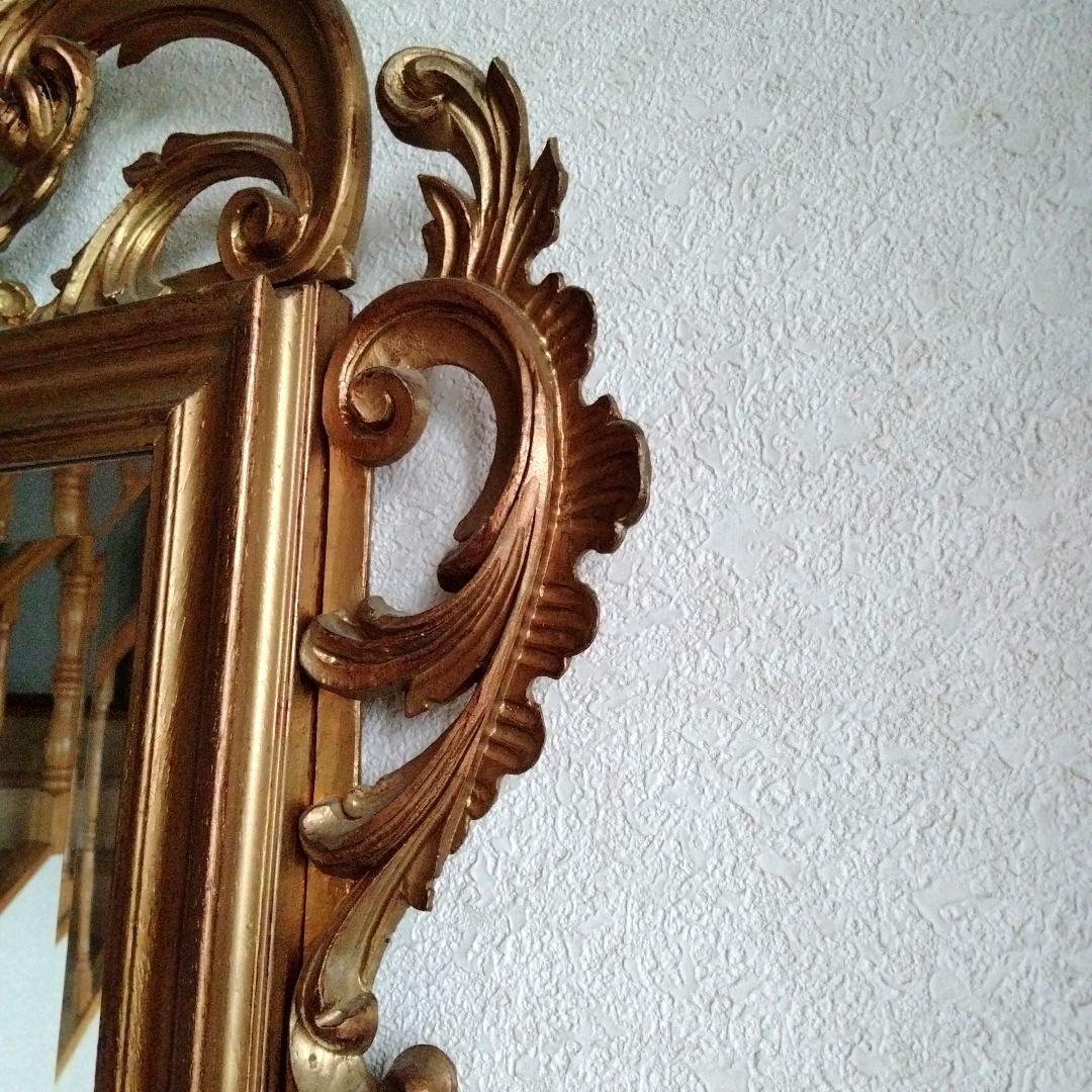 装飾的ゴールドフレーム壁掛け鏡　金色　アンティーク　ロココ調　イタリア製