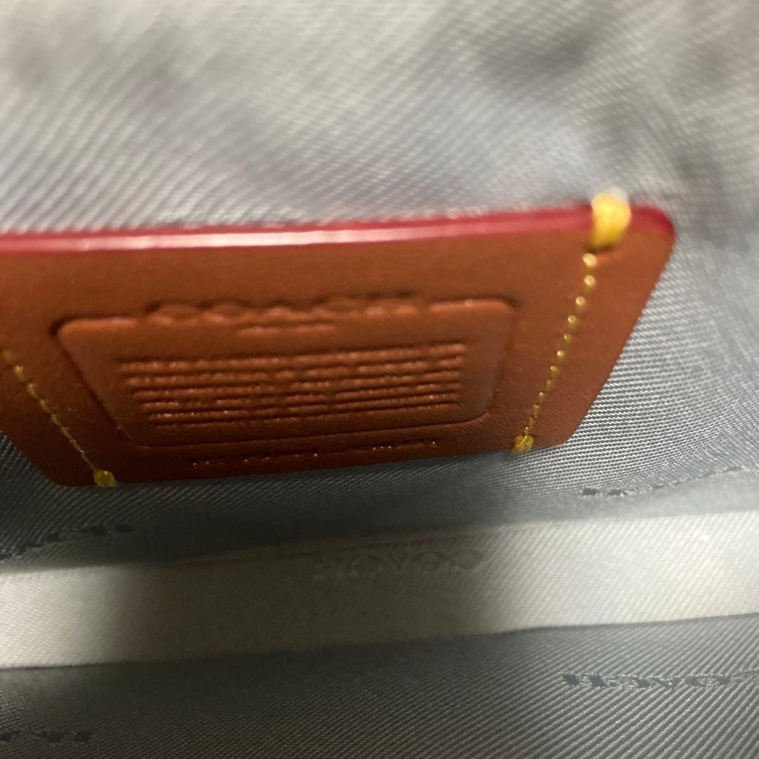 新品☆COACH ☆ショルダーバッグ ライトグレー☆キラ☆クロスボディ☆