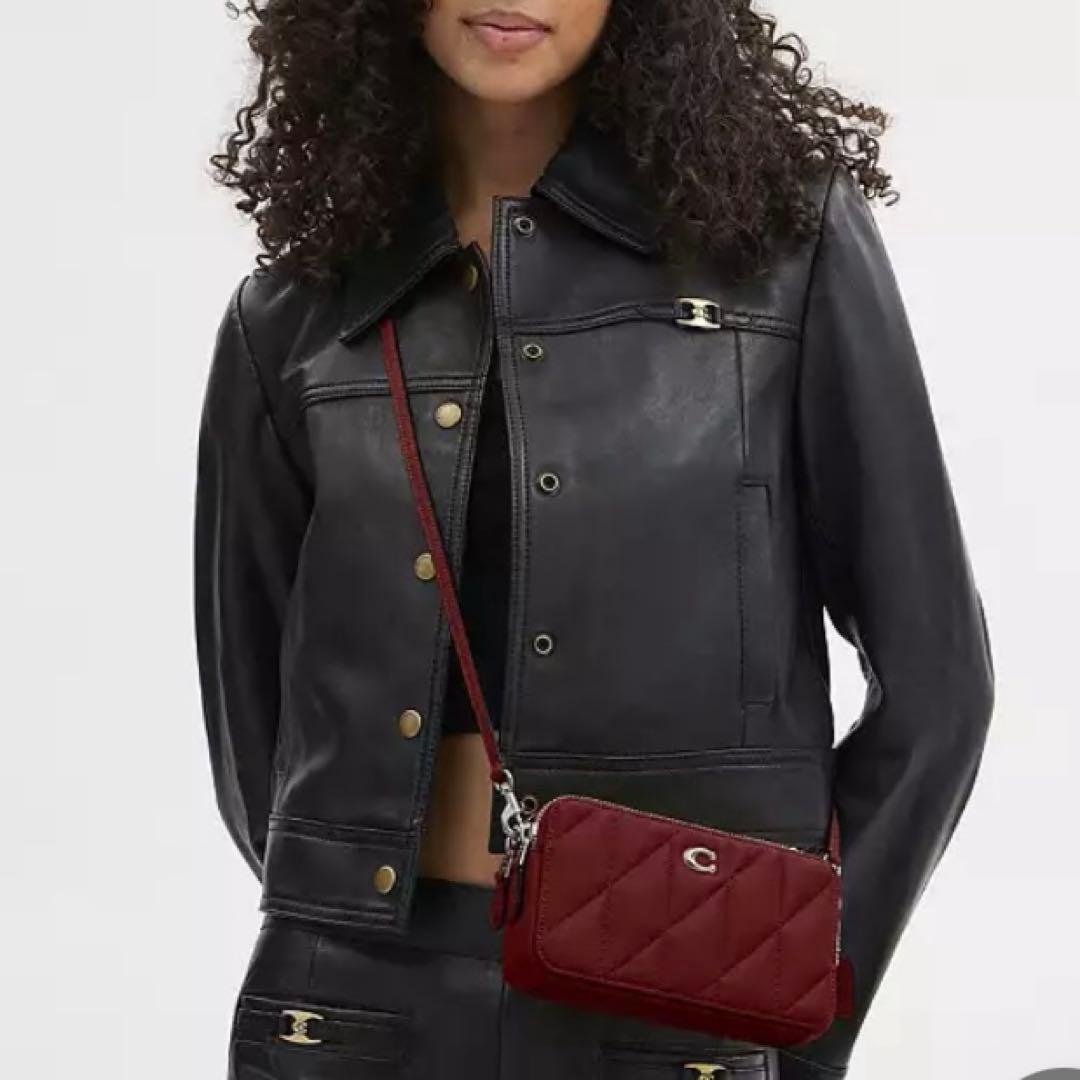 新品☆COACH ☆ショルダーバッグ ライトグレー☆キラ☆クロスボディ☆