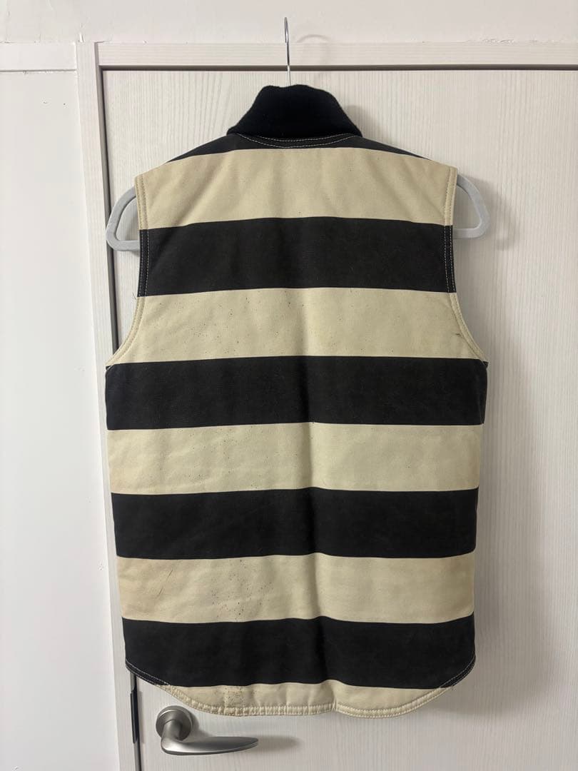 神戸　ロードランナー　ROADRUNNER ダウンベスト　囚人