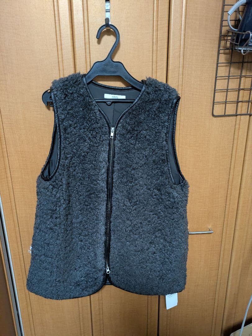 relume シープフェイクファージップベスト グレー F（洗いOK）