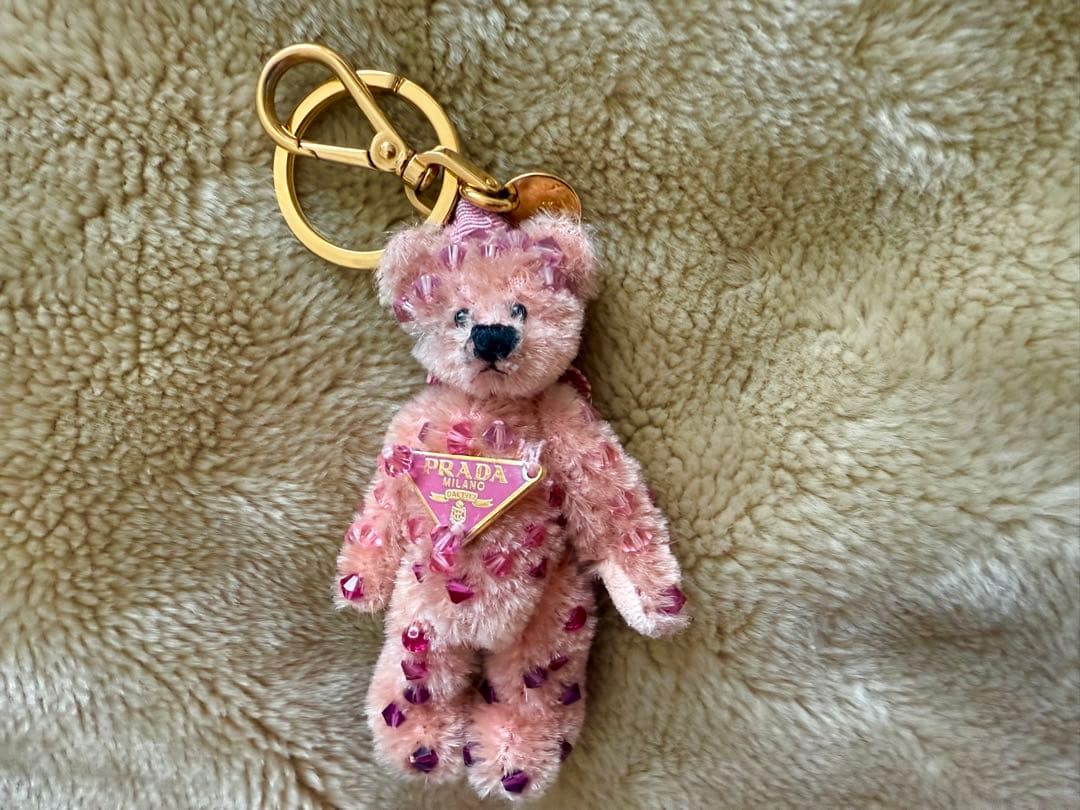 プラダ★クマのチャーム★ピンク系★キーリング