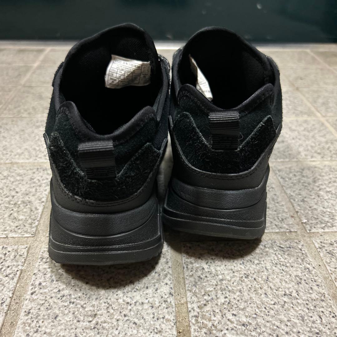 ugg 厚底スニーカー CapTrail Low