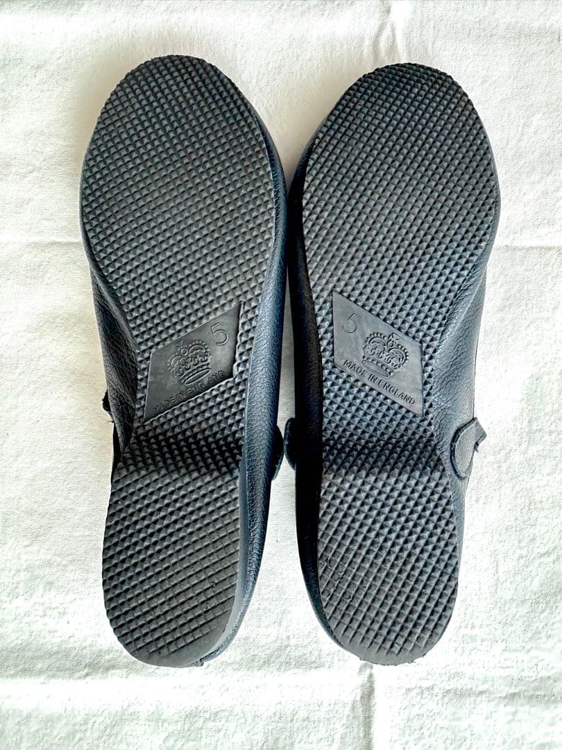 crownストラップバレエシューズ サイズ5