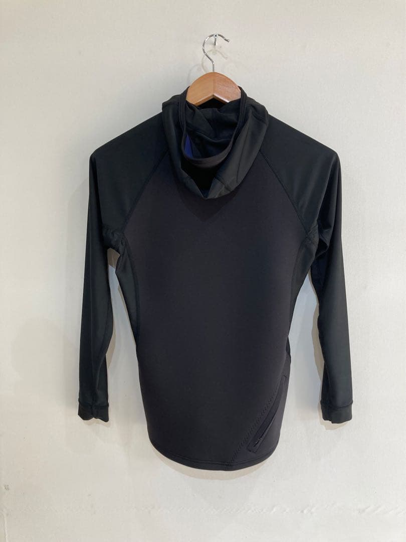 Axxe Classic 1.5mm フード付きタッパー