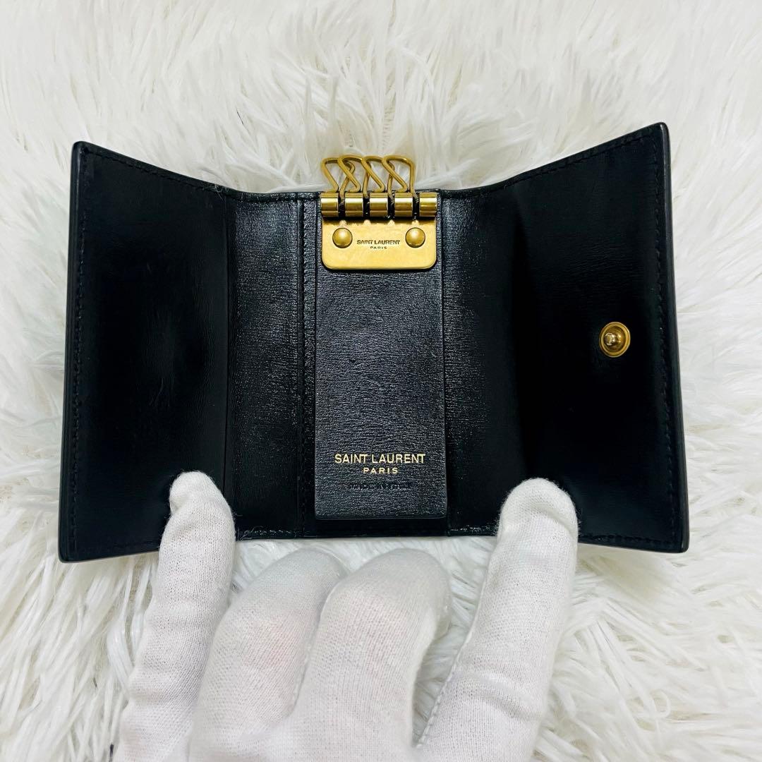 極美✨サンローラン キーケース 4連 カサンドラ レザー ロゴ金具 黒