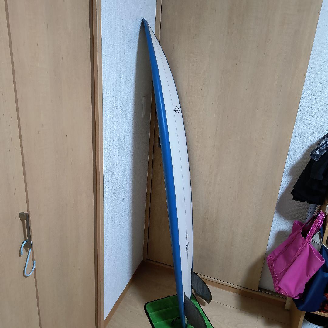 ツインピンみたいなサーフボードEPS 5.10