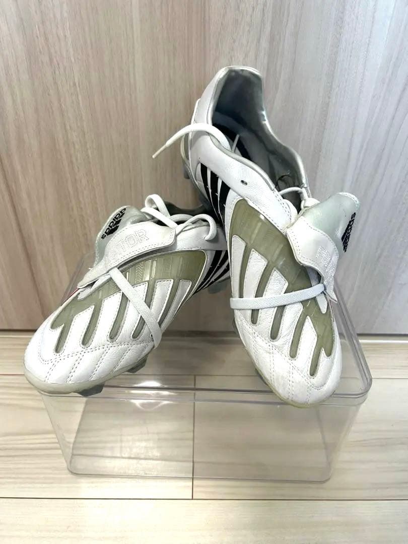 【新品未使用】アディダス　プレデターパワースワーブAGモデル 25センチ