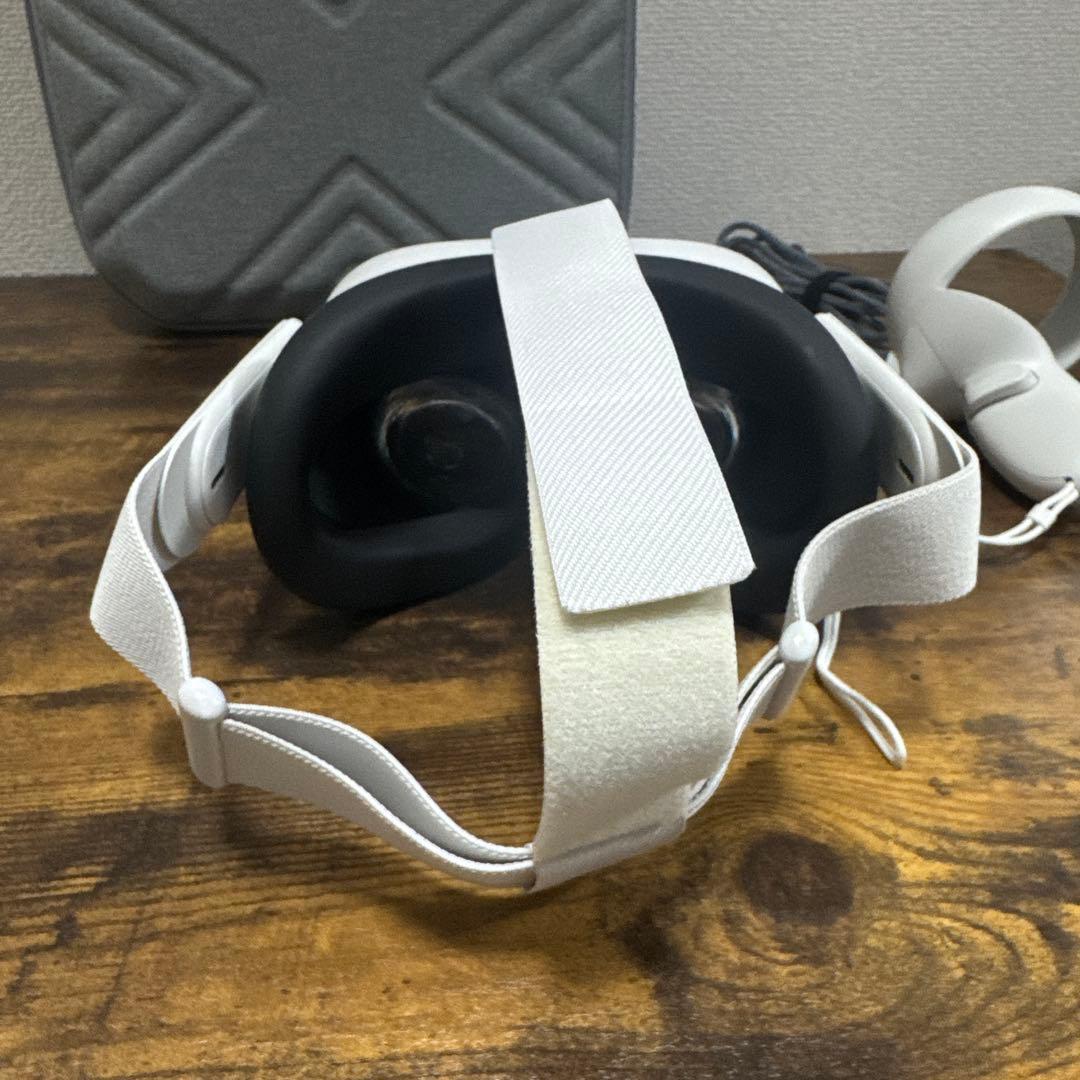 美品　  Quest 2 128GB VRヘッドセット　②