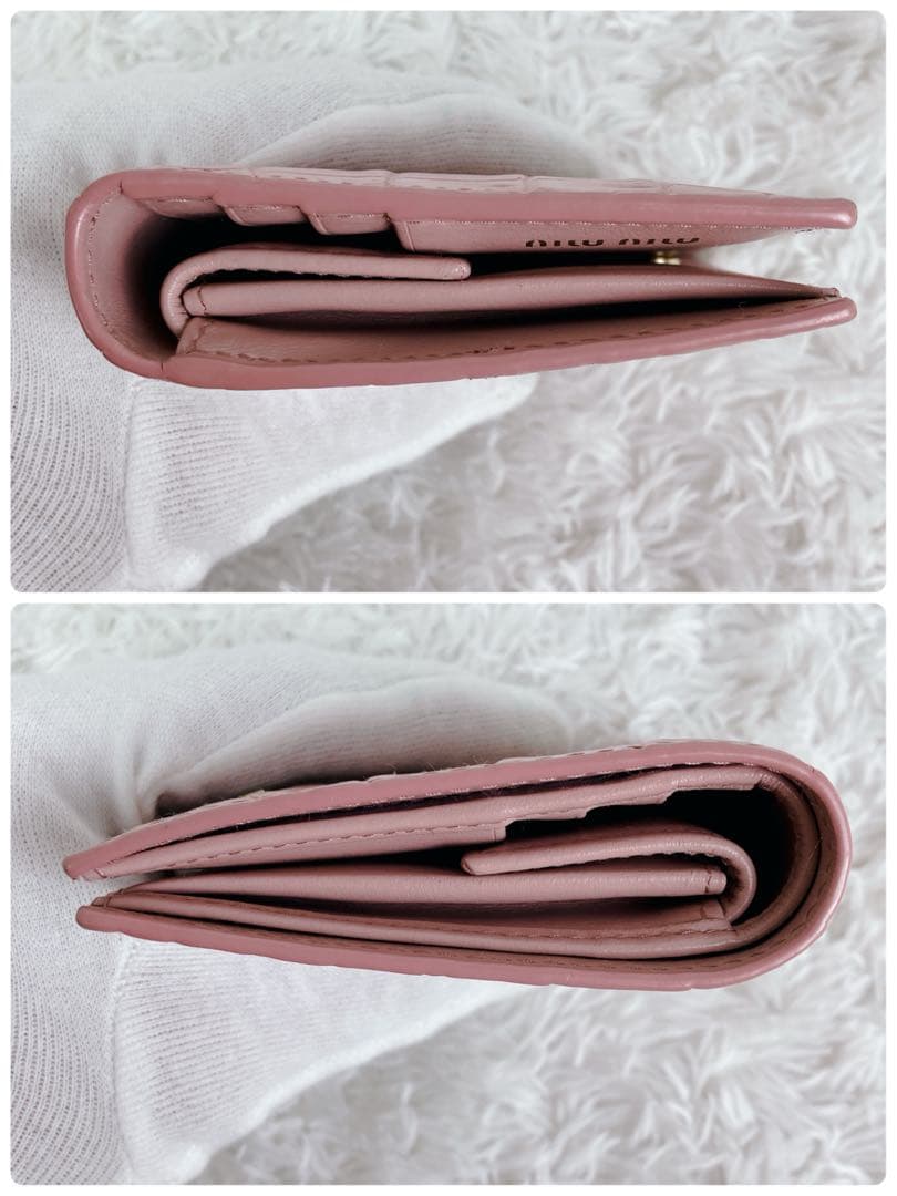 未使用級✨FRID搭載✨付属品付き　ミュウミュウ 折り財布　クロコ型押し ピンク