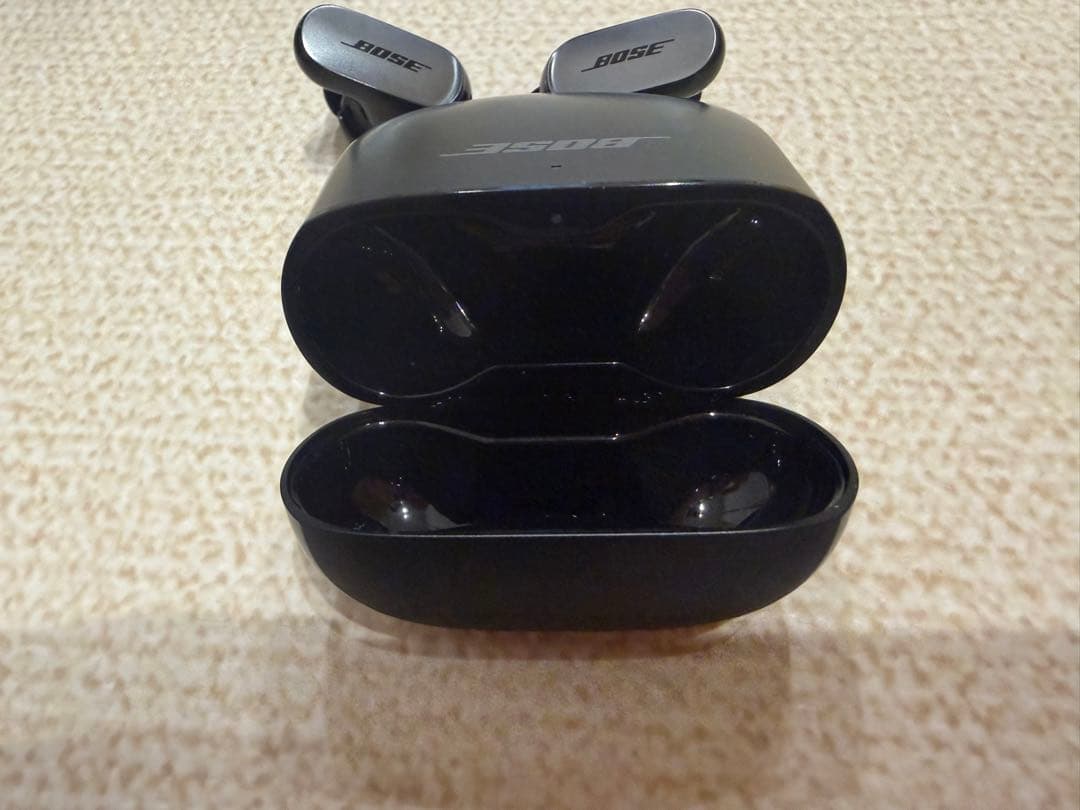 BOSE QuietComfort Ultra Earbuds 第一世代