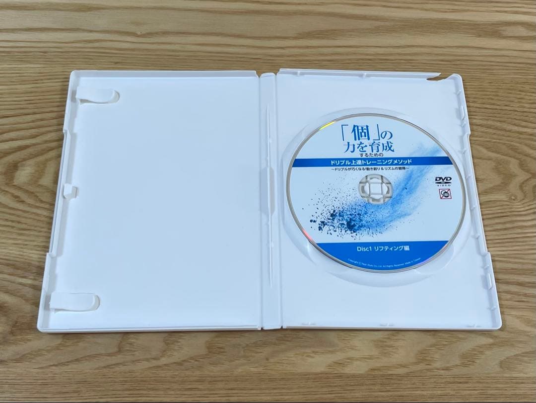 DVDサッカー教材「個の力を育成するドリブル上達トレーニングメソッド」 送料込