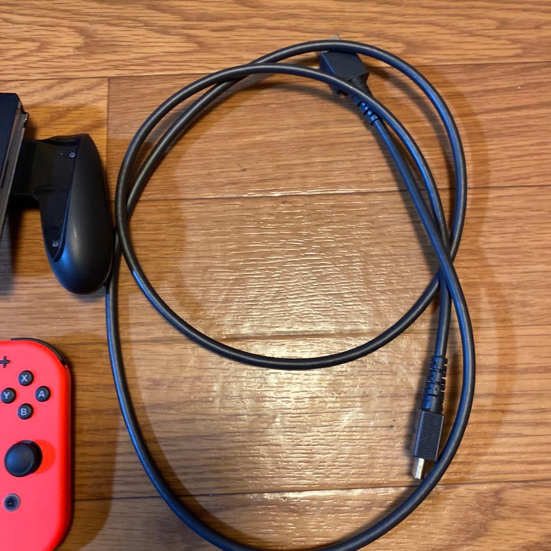 Nintendo Switch 本体 青/赤 Joy-Con