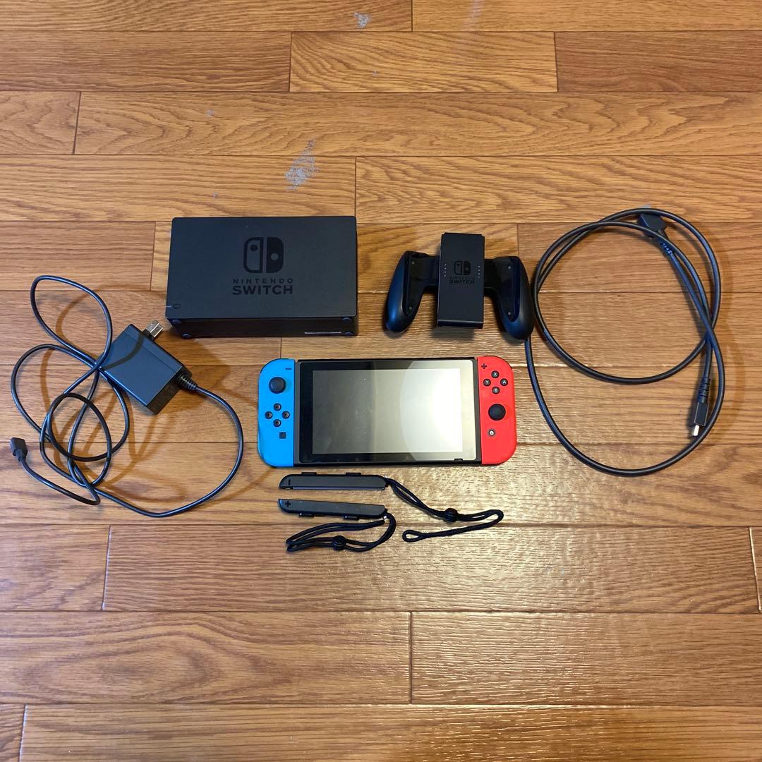 Nintendo Switch 本体 青/赤 Joy-Con