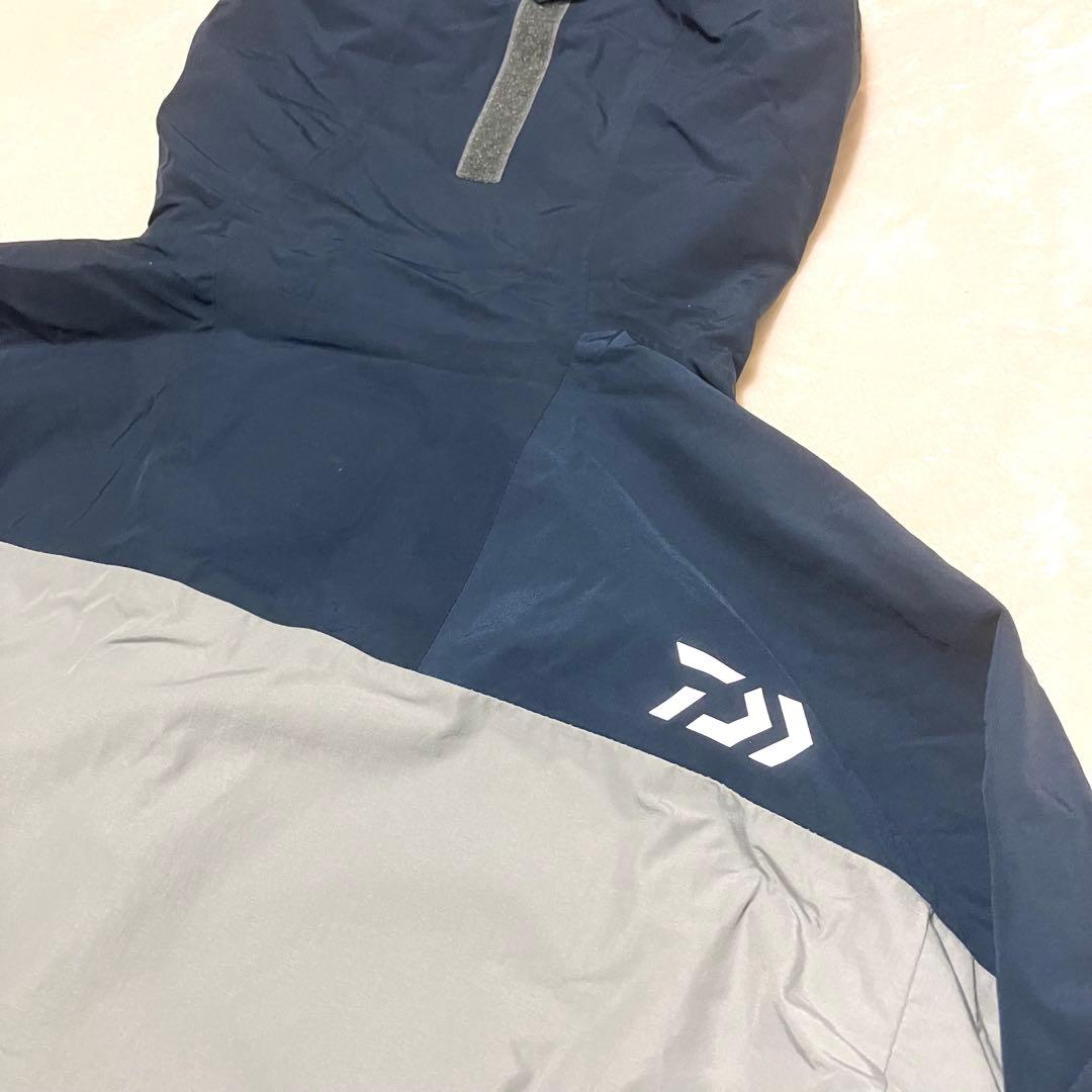 新品タグ付き✨ダイワ DAIWA フィッシングスーツ レインスーツ セットアップ