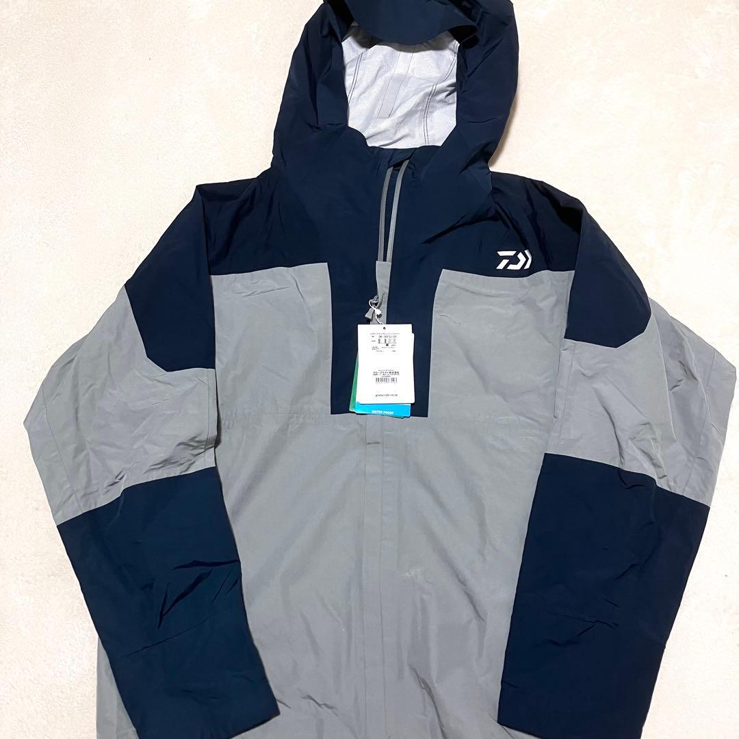 新品タグ付き✨ダイワ DAIWA フィッシングスーツ レインスーツ セットアップ