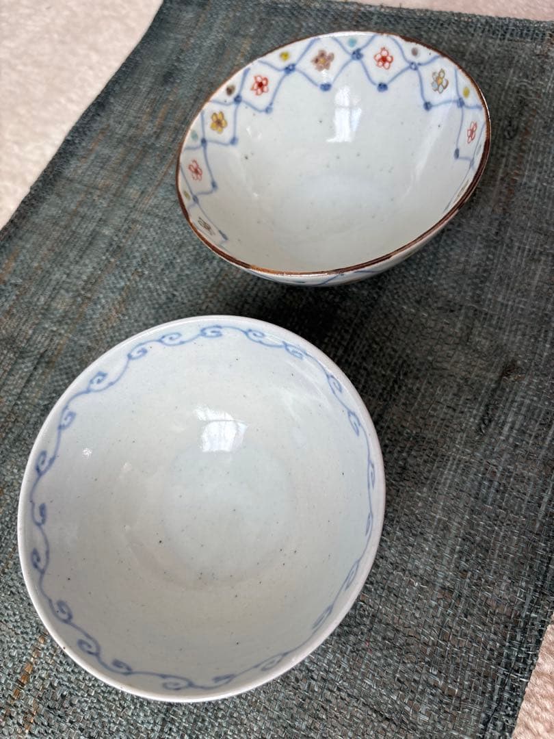作家さん　飯碗2個セット 青と花模様