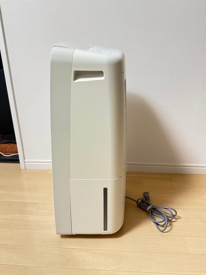 SHARP 衣類乾燥除湿機 CV-J120