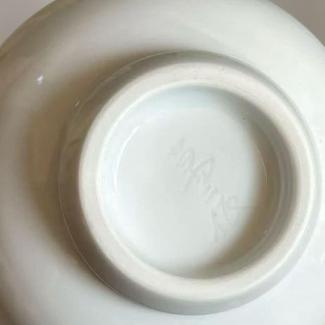 d*4様 井上萬二 作　白磁茶碗　木箱あり