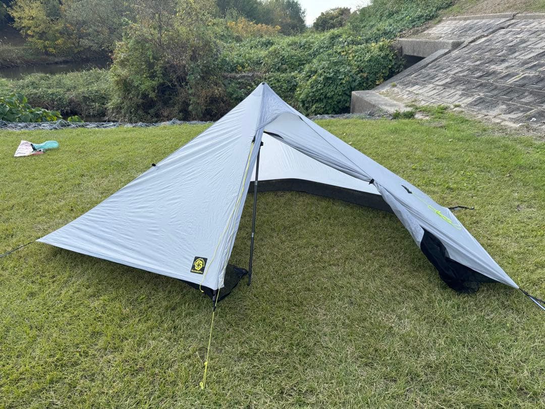 sixmoon designs Deschutes Plus Tarpディシュッ