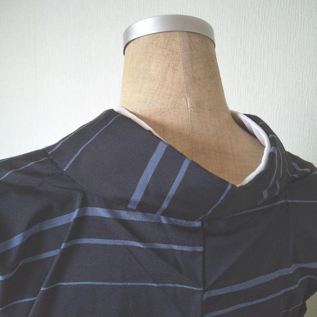 【東京きもの英謹製】最高級洗えるお着物・横縞柄・黒くすみ水色・手縫い仕立て・袷