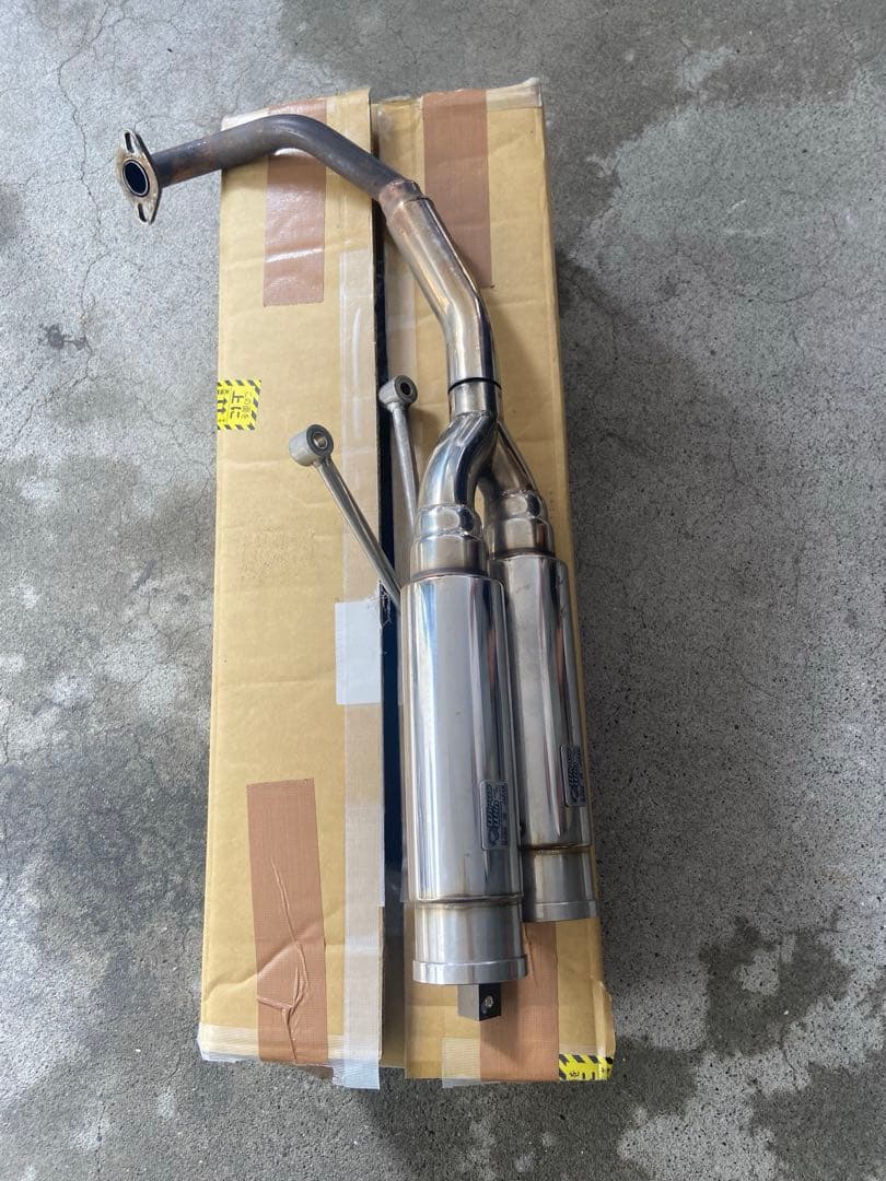 ズーマー 2本出し マフラー