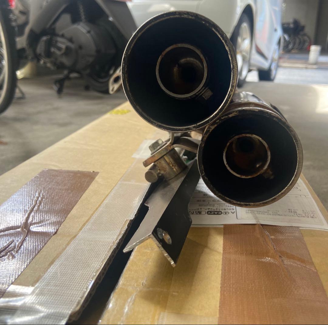 ズーマー 2本出し マフラー