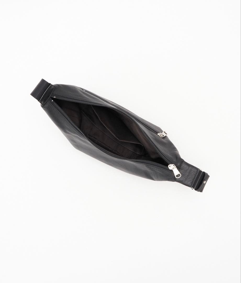 russet ソフトレザーラウンドショルダーバッグ