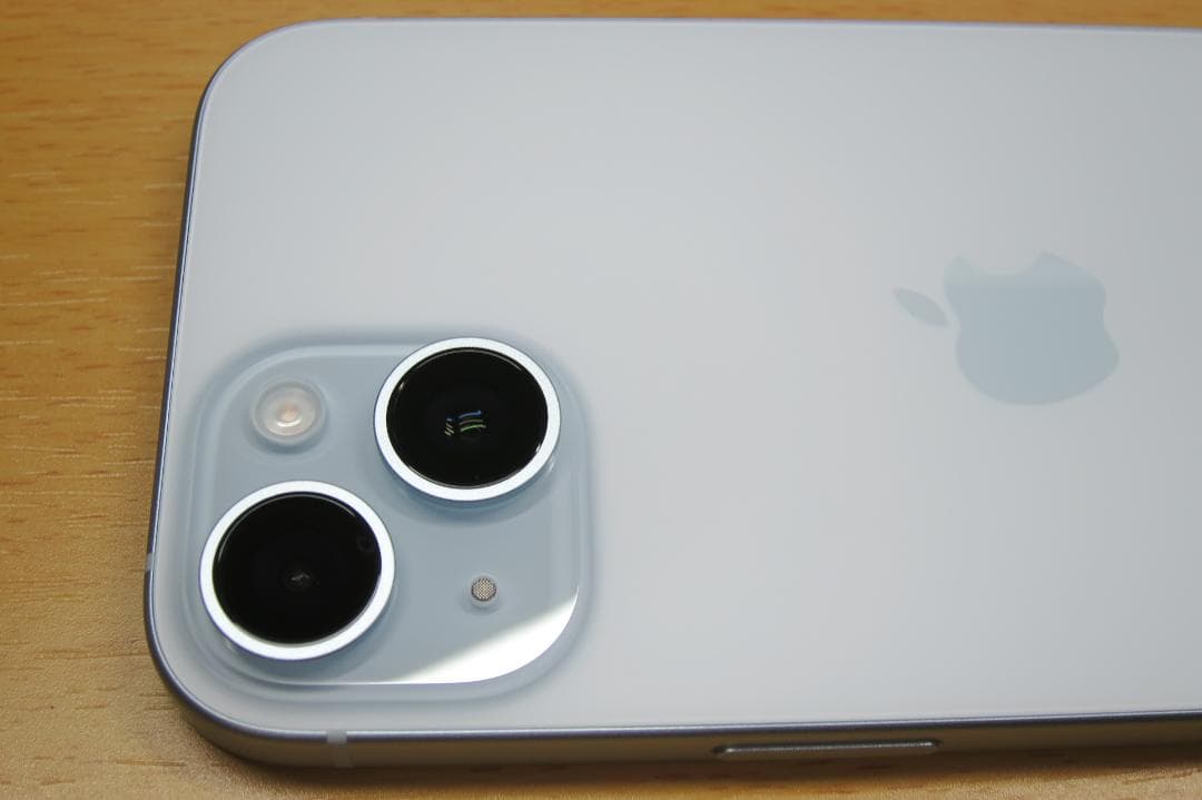 iPhone 15 ブルー 128GB バッテリー100%