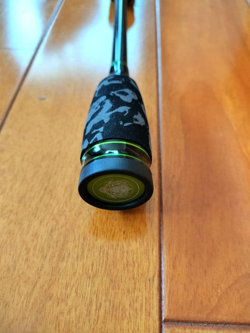 【美品】ABU ソルティスタイル Colorsカラーズ STCS-664L-LG