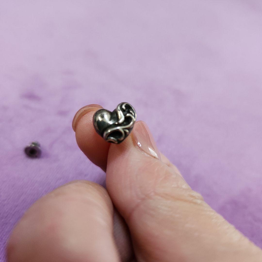 クロムハーツ ハートスタッド ピアス