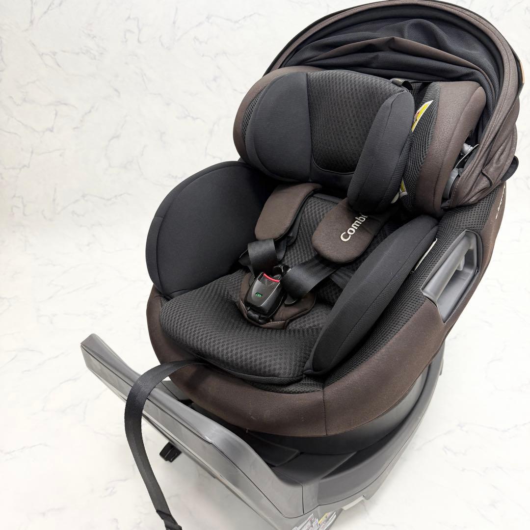 美品　コンビ THE S plus ISOFIX エッグショック ZC-750