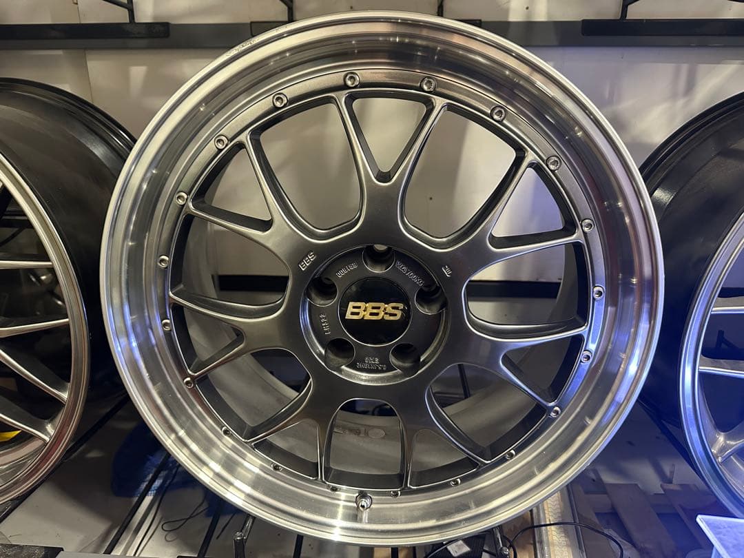 BBS LM-R LM322 19x8,5 38 5/112 1枚