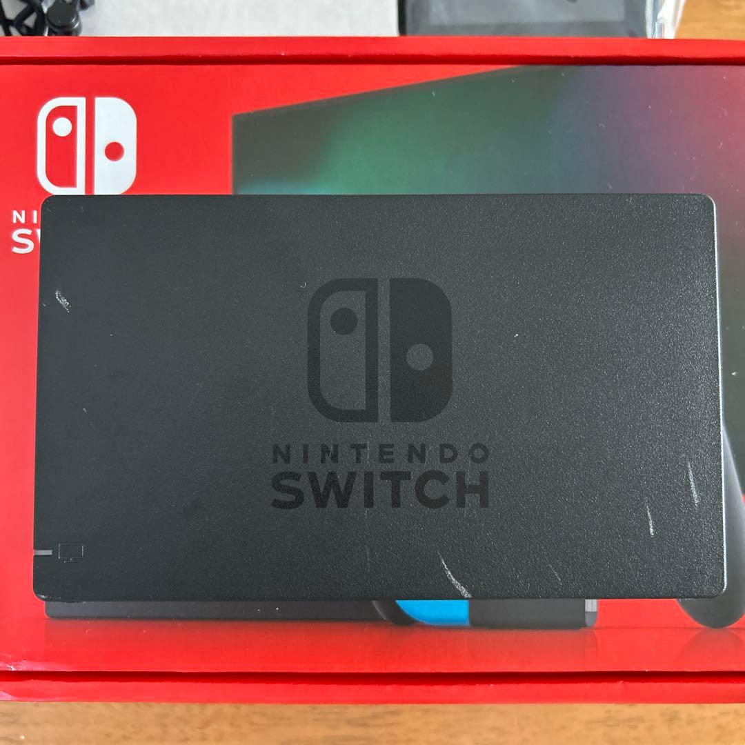Switch 本体　本体ケース・保護ガラス付き