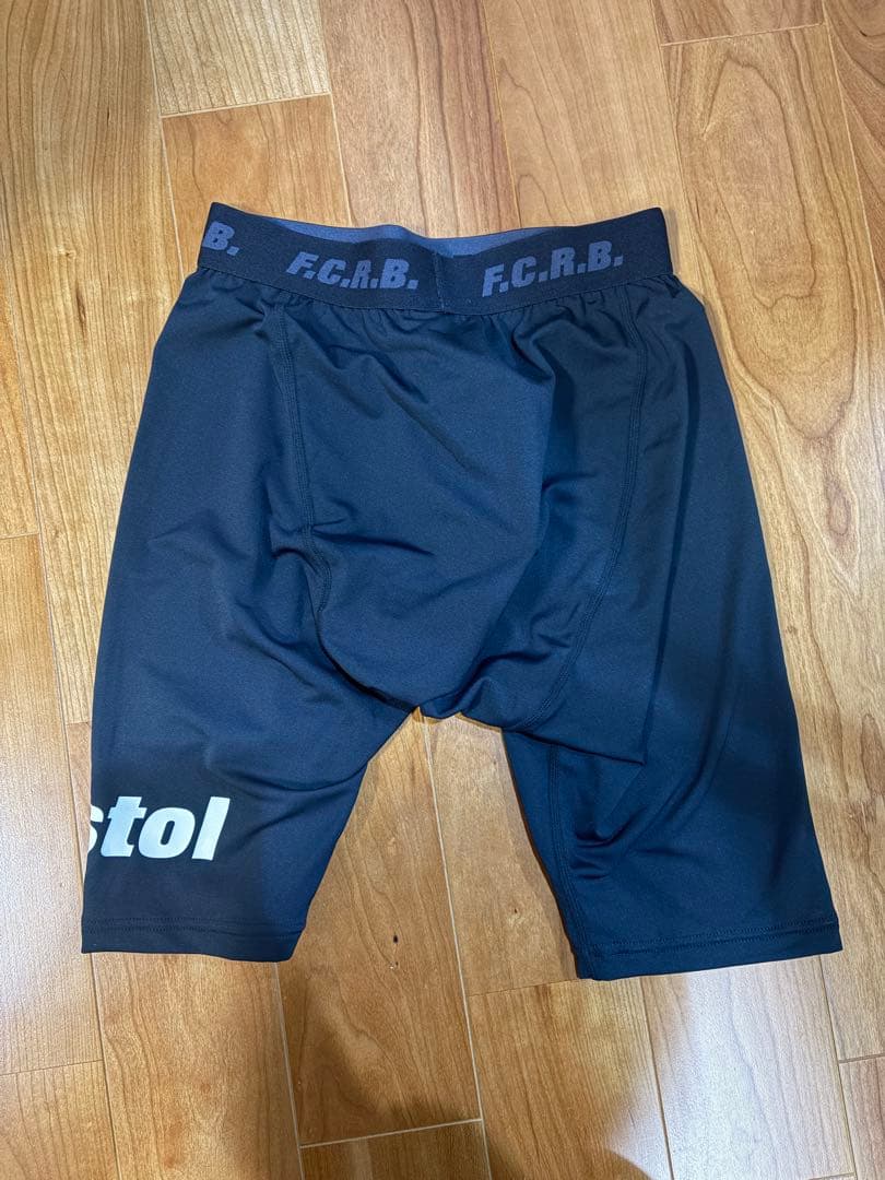 即日発送　タグ付き新品同様UNDERLYAER HALF TOGHTS