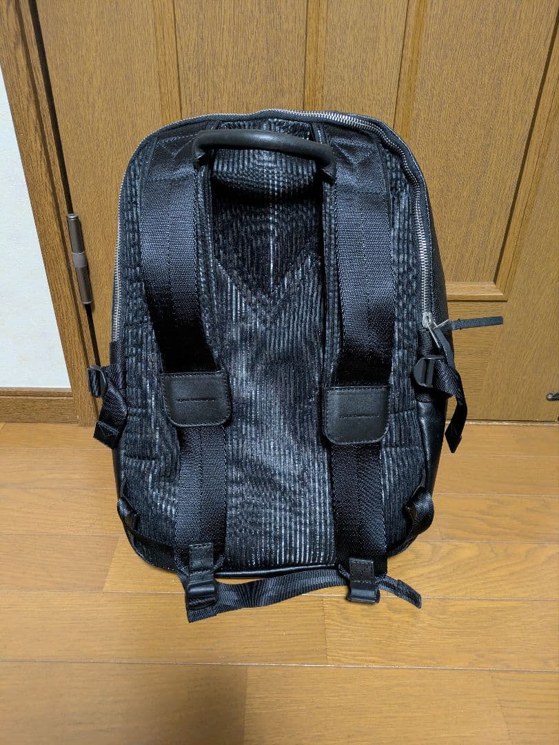 Y-3　カーサレザーバックパック(QASA BACKPACK)