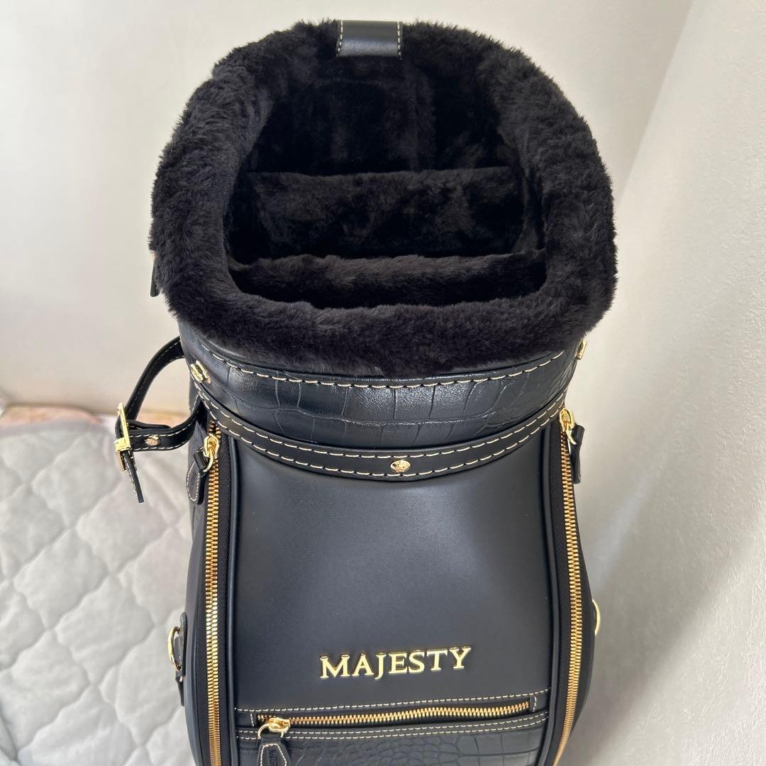 【新品】MAJESTY ゴルフバッグ キャディバッグ 黒