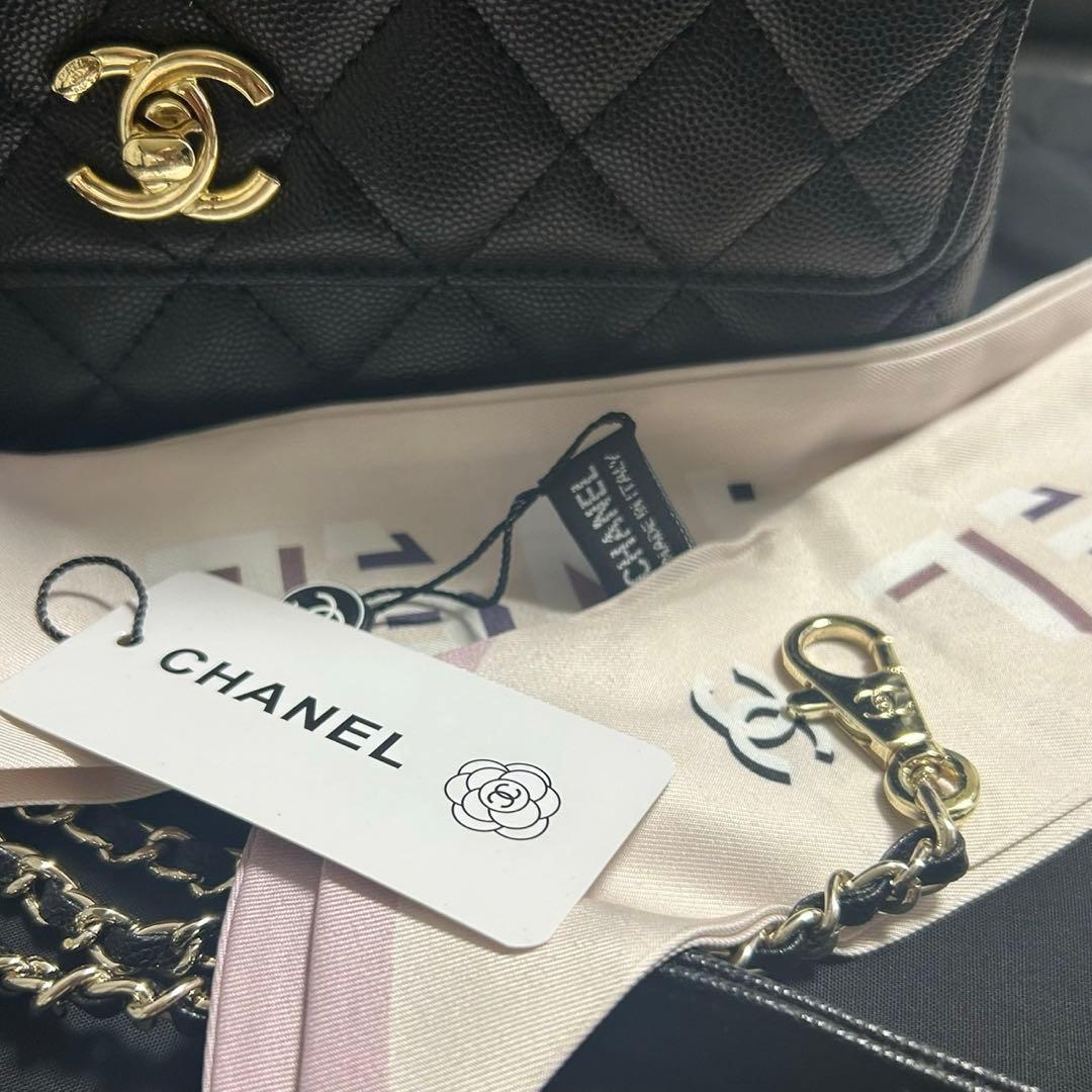 ノベルティCHANELハンドバッグ　ショルダー付き